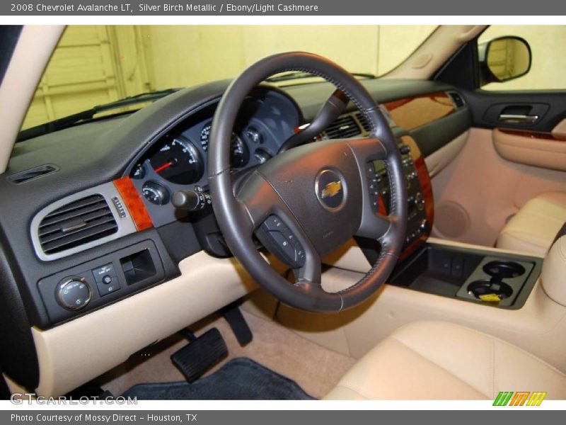 Silver Birch Metallic / Ebony/Light Cashmere 2008 Chevrolet Avalanche LT