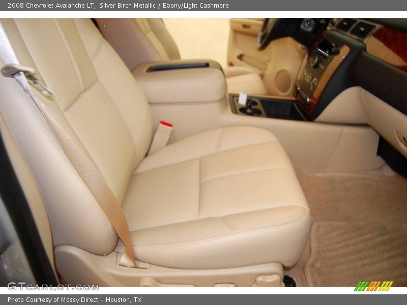 Silver Birch Metallic / Ebony/Light Cashmere 2008 Chevrolet Avalanche LT