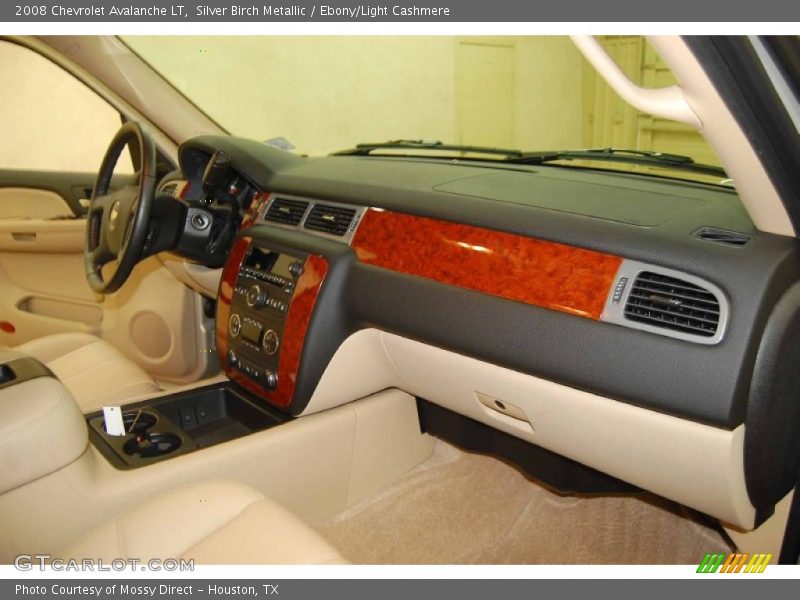 Silver Birch Metallic / Ebony/Light Cashmere 2008 Chevrolet Avalanche LT