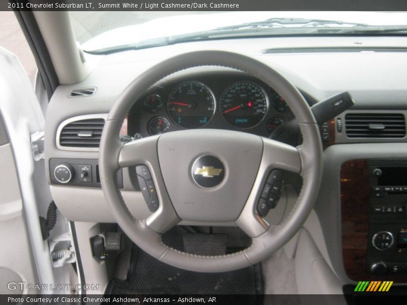 Summit White / Light Cashmere/Dark Cashmere 2011 Chevrolet Suburban LT