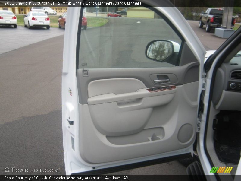 Summit White / Light Cashmere/Dark Cashmere 2011 Chevrolet Suburban LT