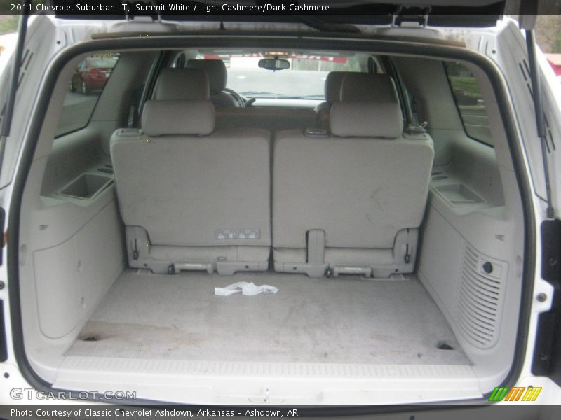 Summit White / Light Cashmere/Dark Cashmere 2011 Chevrolet Suburban LT