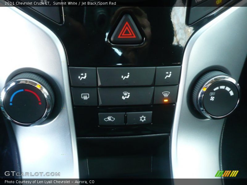 Summit White / Jet Black/Sport Red 2011 Chevrolet Cruze LT