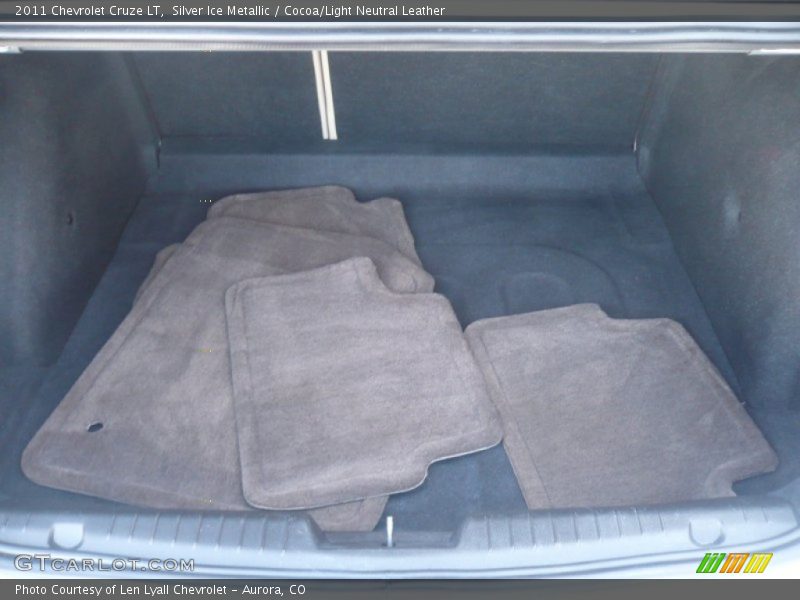 Silver Ice Metallic / Cocoa/Light Neutral Leather 2011 Chevrolet Cruze LT