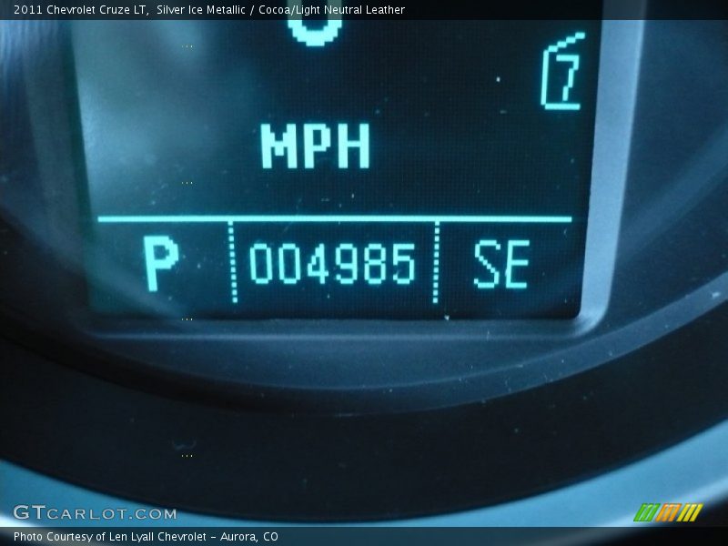 Silver Ice Metallic / Cocoa/Light Neutral Leather 2011 Chevrolet Cruze LT