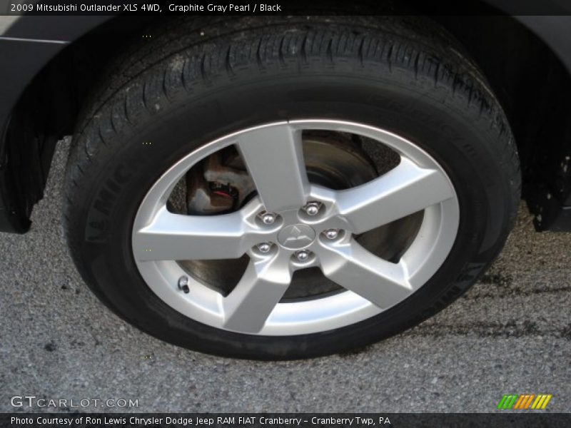 Graphite Gray Pearl / Black 2009 Mitsubishi Outlander XLS 4WD