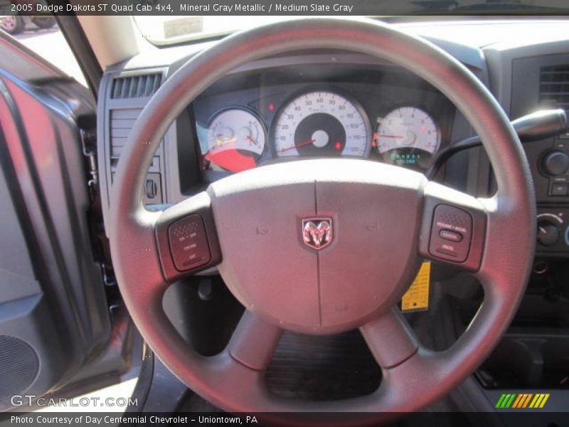 Mineral Gray Metallic / Medium Slate Gray 2005 Dodge Dakota ST Quad Cab 4x4