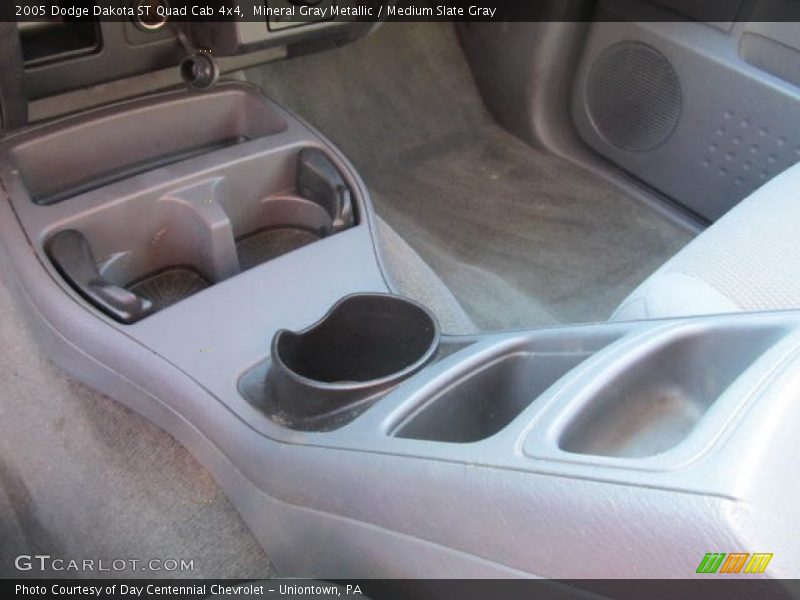 Mineral Gray Metallic / Medium Slate Gray 2005 Dodge Dakota ST Quad Cab 4x4