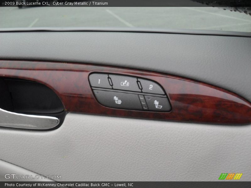 Cyber Gray Metallic / Titanium 2009 Buick Lucerne CXL