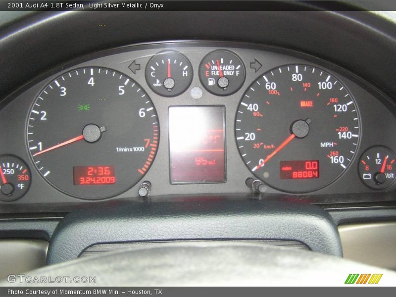 Light Silver Metallic / Onyx 2001 Audi A4 1.8T Sedan