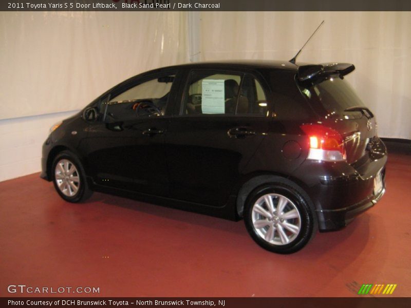 Black Sand Pearl / Dark Charcoal 2011 Toyota Yaris S 5 Door Liftback