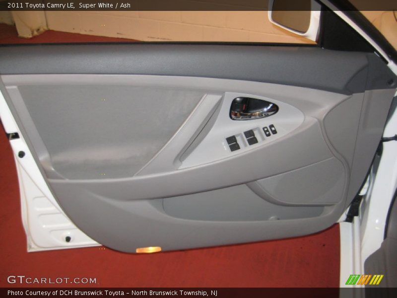 Super White / Ash 2011 Toyota Camry LE