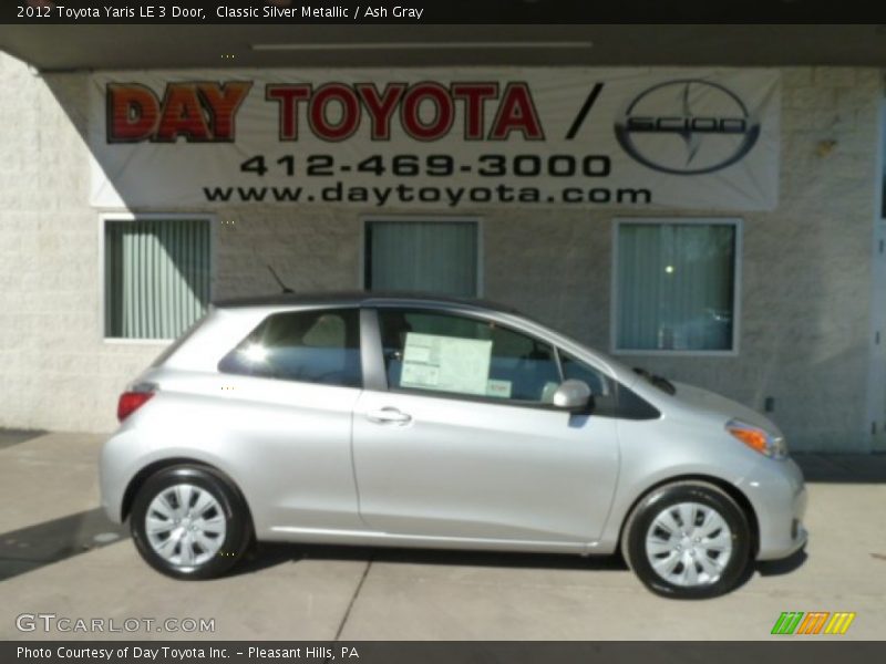 Classic Silver Metallic / Ash Gray 2012 Toyota Yaris LE 3 Door