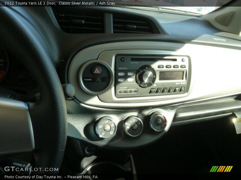 Classic Silver Metallic / Ash Gray 2012 Toyota Yaris LE 3 Door