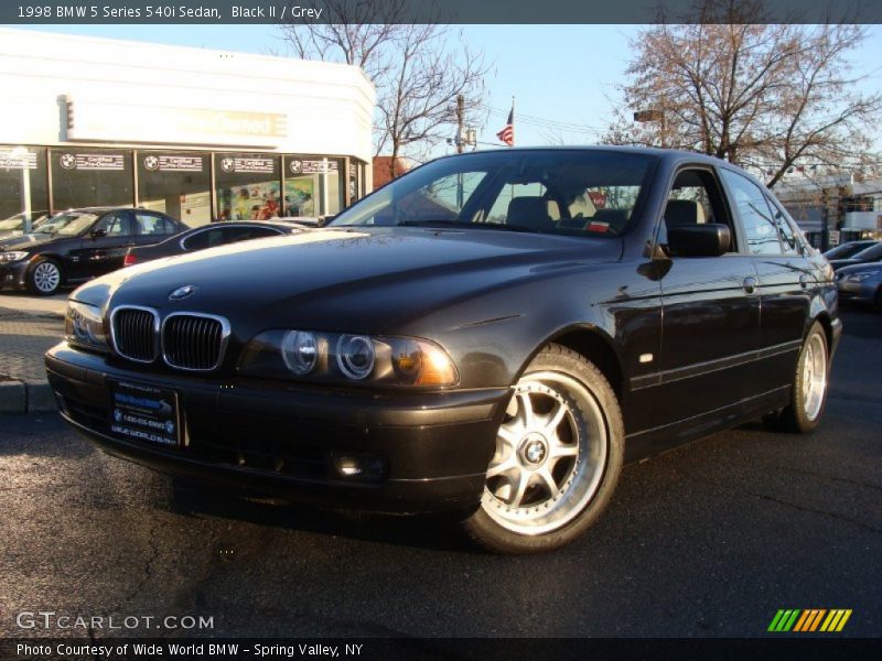 Black II / Grey 1998 BMW 5 Series 540i Sedan