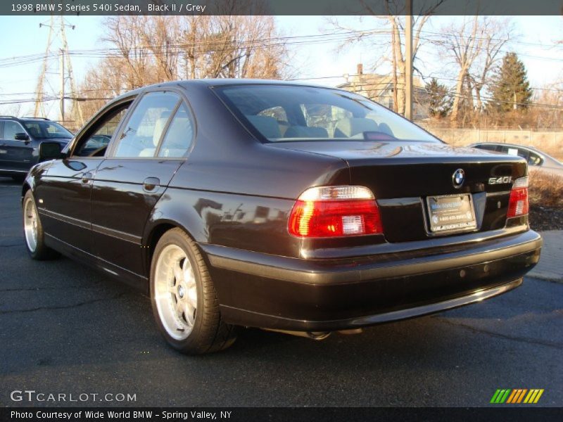 Black II / Grey 1998 BMW 5 Series 540i Sedan