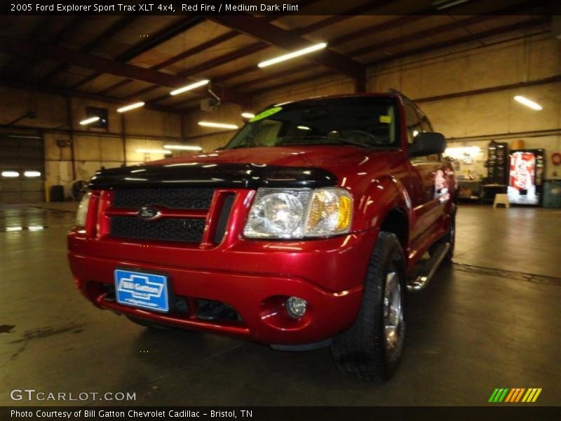 Red Fire / Medium Dark Flint 2005 Ford Explorer Sport Trac XLT 4x4