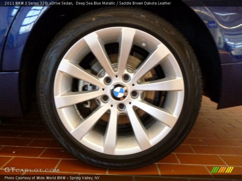  2011 3 Series 328i xDrive Sedan Wheel