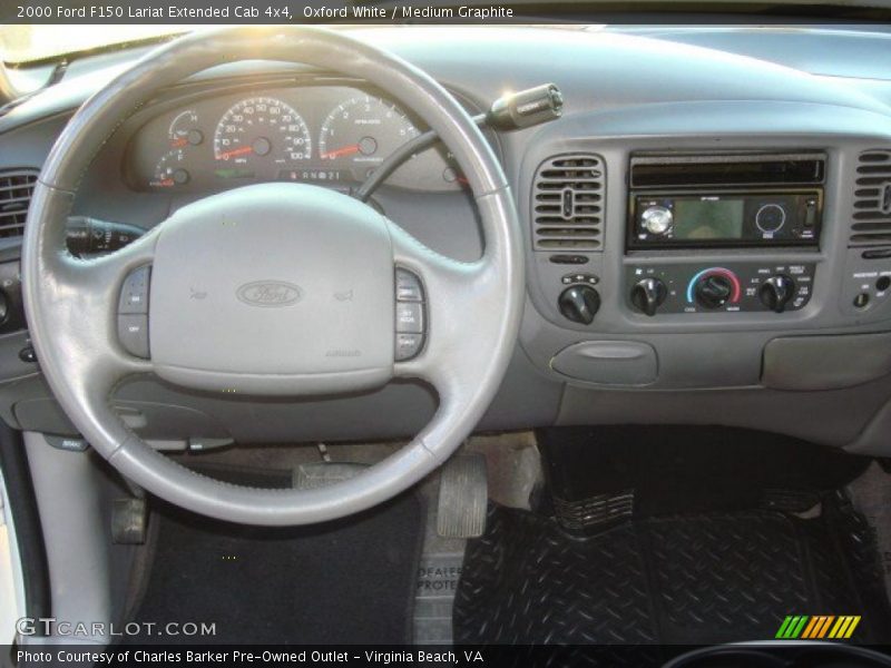 Oxford White / Medium Graphite 2000 Ford F150 Lariat Extended Cab 4x4