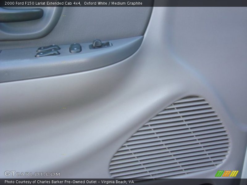Oxford White / Medium Graphite 2000 Ford F150 Lariat Extended Cab 4x4