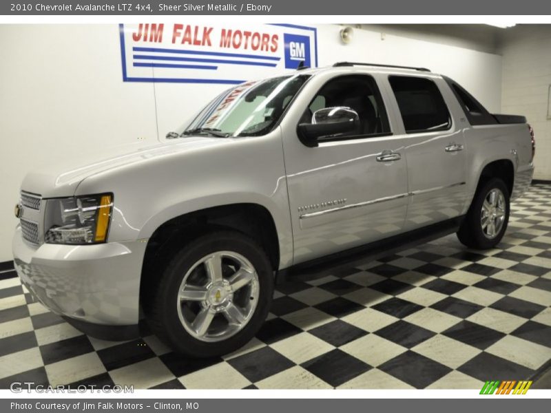 Sheer Silver Metallic / Ebony 2010 Chevrolet Avalanche LTZ 4x4