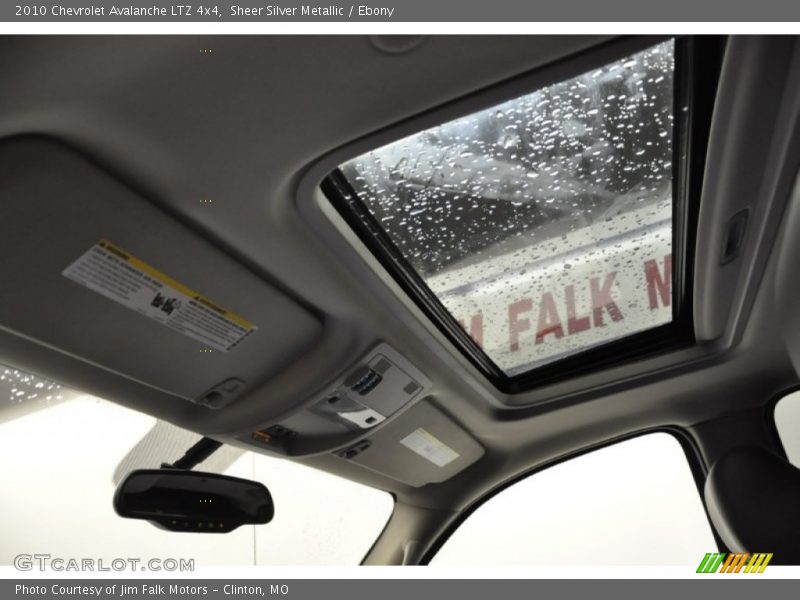 Sheer Silver Metallic / Ebony 2010 Chevrolet Avalanche LTZ 4x4