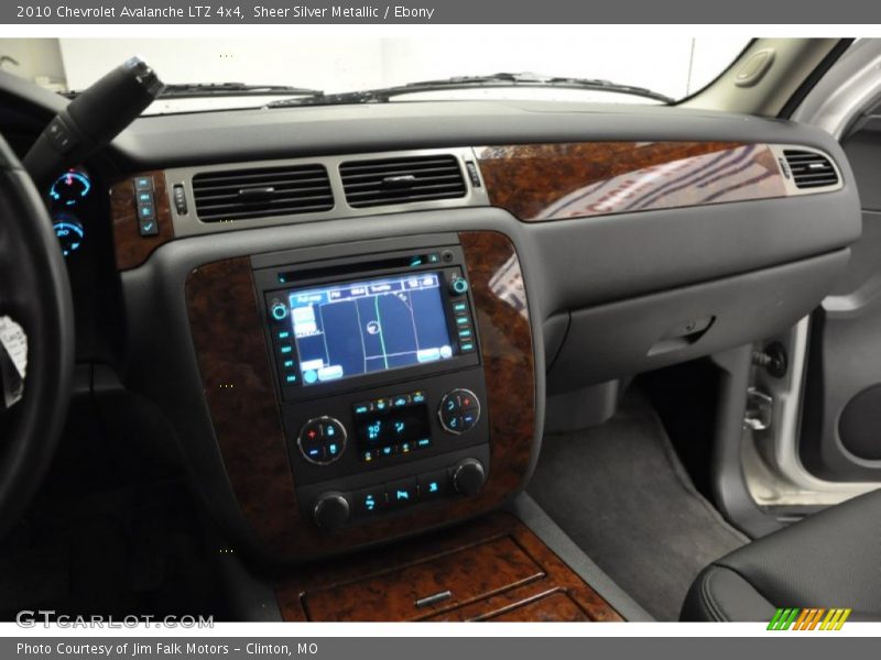 Sheer Silver Metallic / Ebony 2010 Chevrolet Avalanche LTZ 4x4