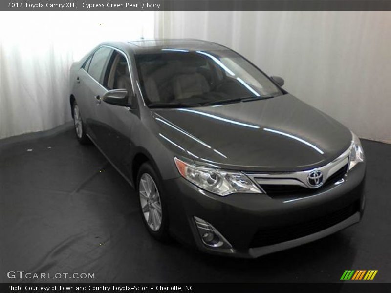 Cypress Green Pearl / Ivory 2012 Toyota Camry XLE