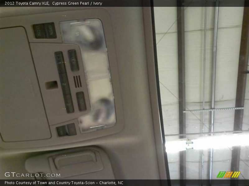 Cypress Green Pearl / Ivory 2012 Toyota Camry XLE