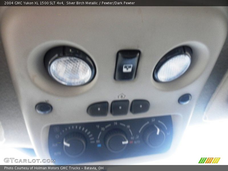 Silver Birch Metallic / Pewter/Dark Pewter 2004 GMC Yukon XL 1500 SLT 4x4