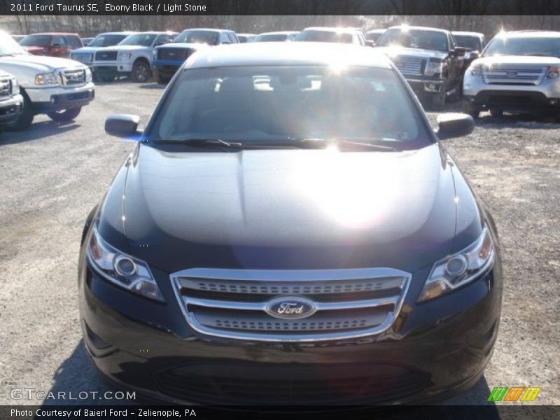 Ebony Black / Light Stone 2011 Ford Taurus SE