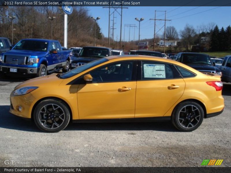  2012 Focus SE Sport Sedan Yellow Blaze Tricoat Metallic