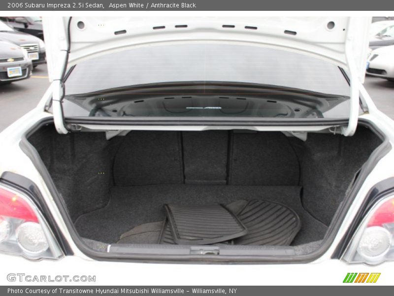 Aspen White / Anthracite Black 2006 Subaru Impreza 2.5i Sedan