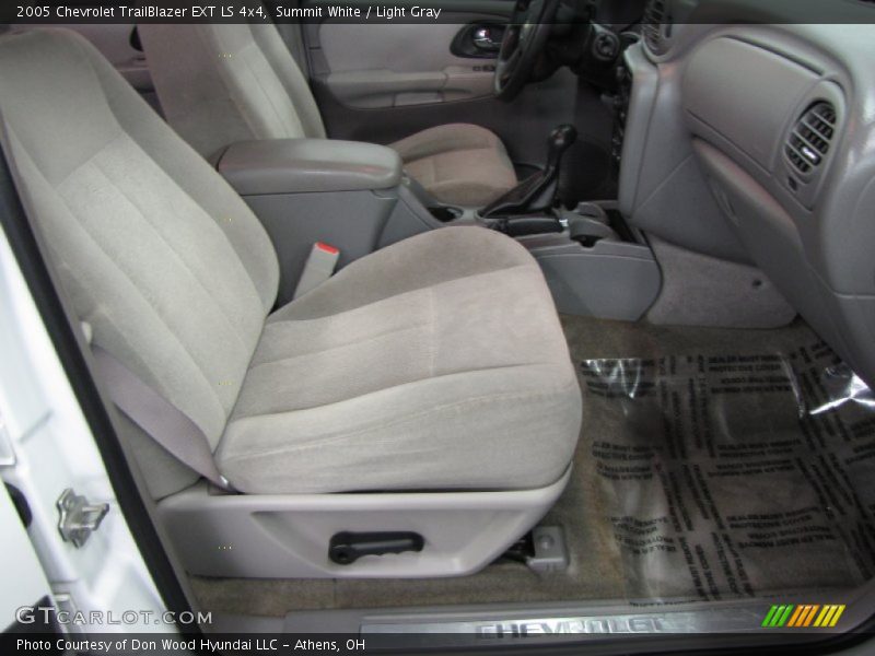 Summit White / Light Gray 2005 Chevrolet TrailBlazer EXT LS 4x4