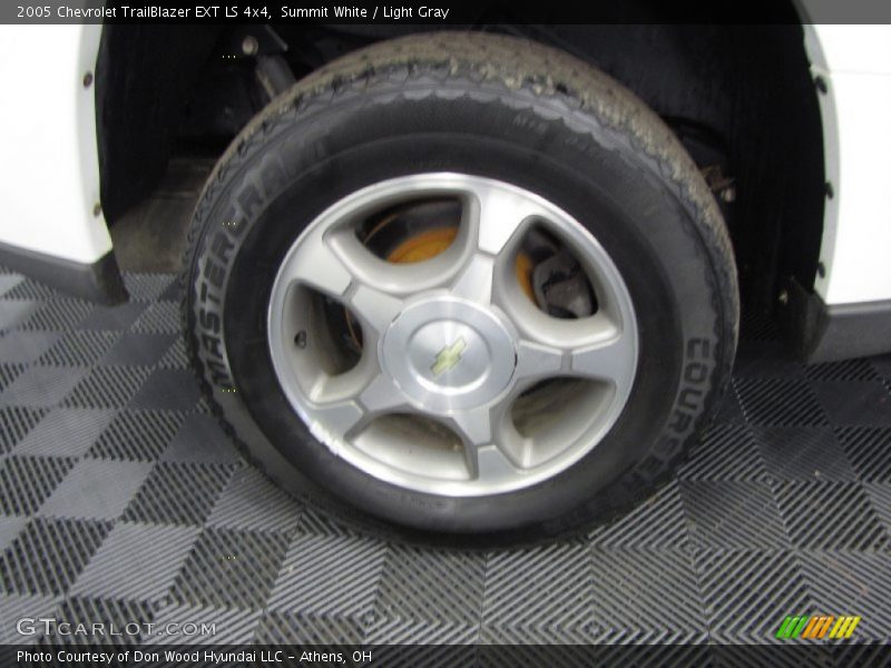 Summit White / Light Gray 2005 Chevrolet TrailBlazer EXT LS 4x4