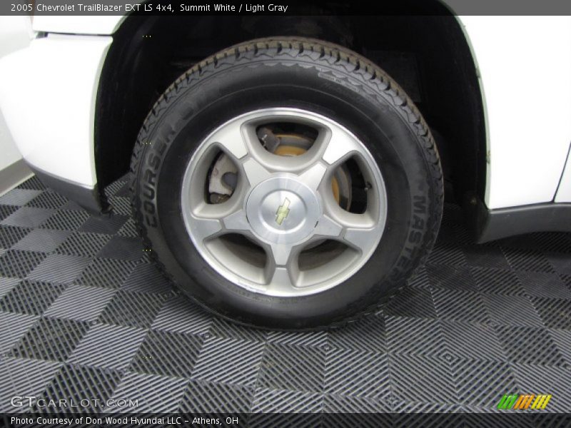 Summit White / Light Gray 2005 Chevrolet TrailBlazer EXT LS 4x4