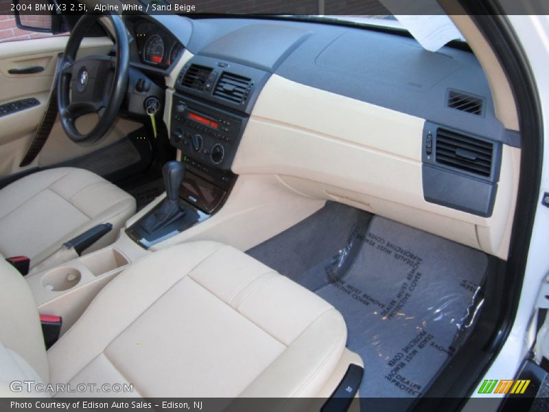Alpine White / Sand Beige 2004 BMW X3 2.5i