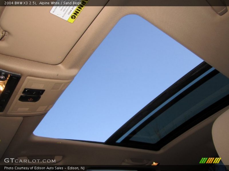 Alpine White / Sand Beige 2004 BMW X3 2.5i