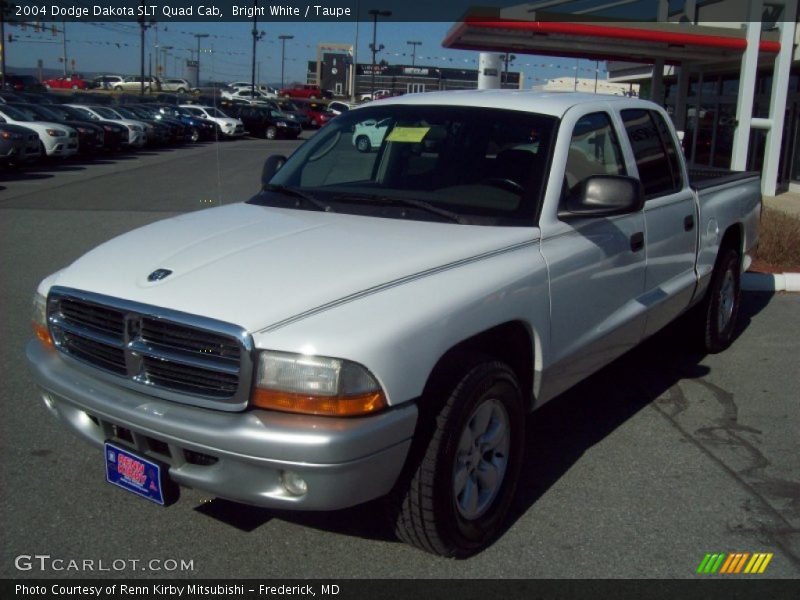 Bright White / Taupe 2004 Dodge Dakota SLT Quad Cab