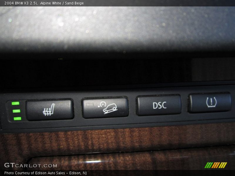 Alpine White / Sand Beige 2004 BMW X3 2.5i