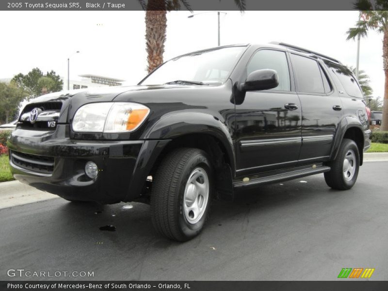 Black / Taupe 2005 Toyota Sequoia SR5