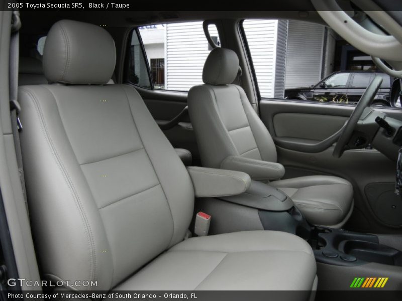 Black / Taupe 2005 Toyota Sequoia SR5