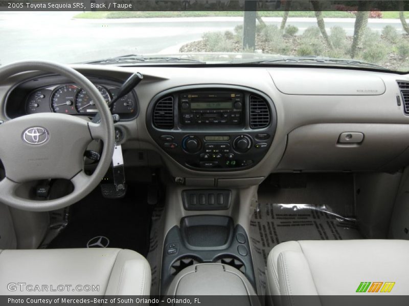 Black / Taupe 2005 Toyota Sequoia SR5