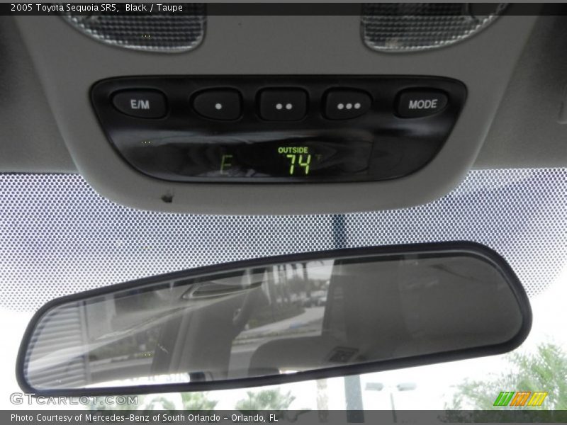 Black / Taupe 2005 Toyota Sequoia SR5