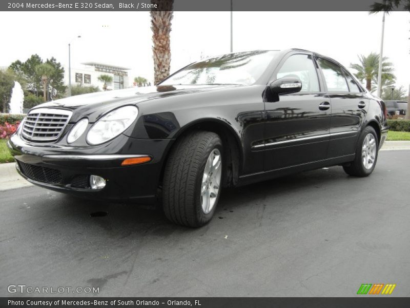 Front 3/4 View of 2004 E 320 Sedan