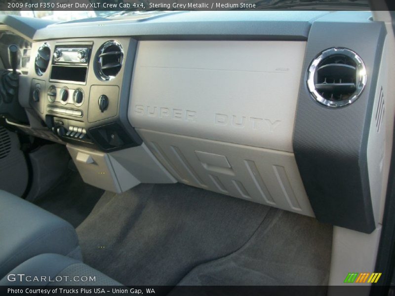 Sterling Grey Metallic / Medium Stone 2009 Ford F350 Super Duty XLT Crew Cab 4x4