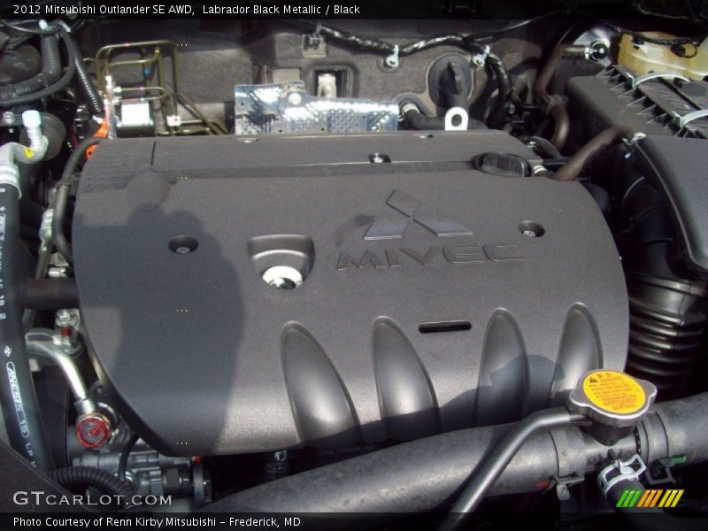 Labrador Black Metallic / Black 2012 Mitsubishi Outlander SE AWD