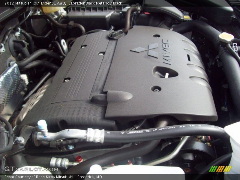 Labrador Black Metallic / Black 2012 Mitsubishi Outlander SE AWD