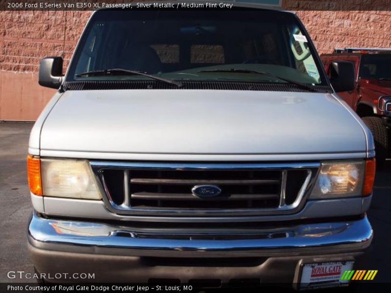Silver Metallic / Medium Flint Grey 2006 Ford E Series Van E350 XL Passenger