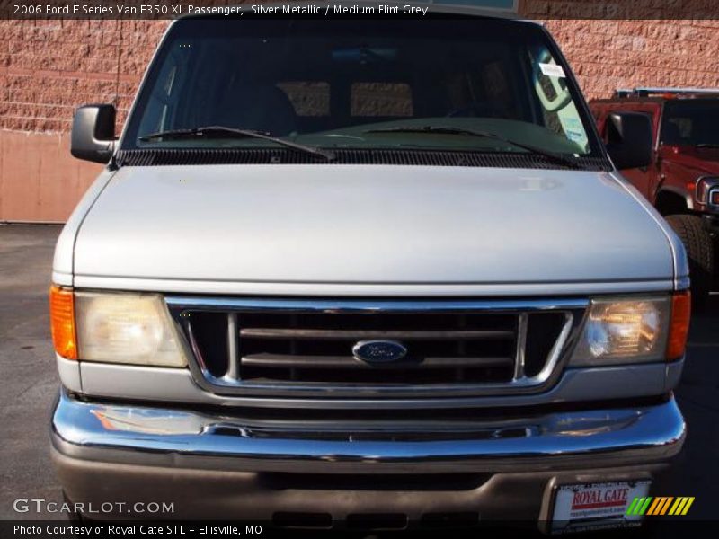Silver Metallic / Medium Flint Grey 2006 Ford E Series Van E350 XL Passenger